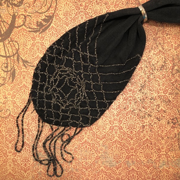 Vintage Miser’s Purse - Picture 3 of 10